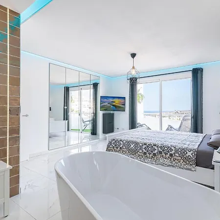 Island Village Ocean View *