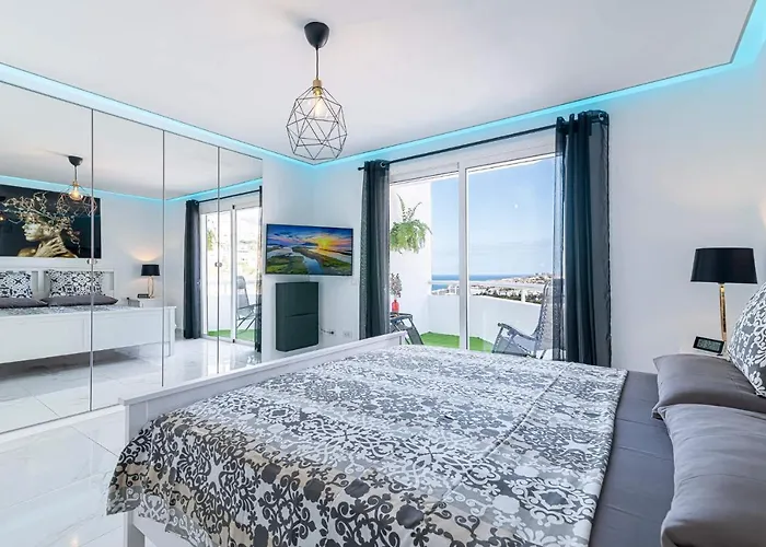 Island Village Ocean View Адехе