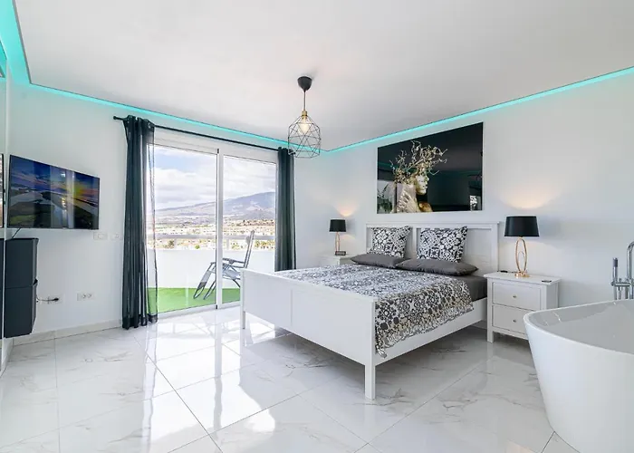 Island Village Ocean View Адехе