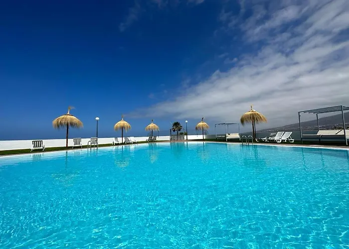 Island Village Ocean View Адехе